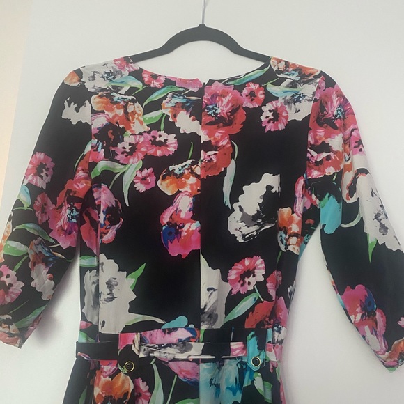 Floral romper - Picture 9 of 9